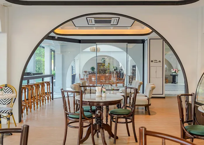 Anona Beachfront Phuket Resort-Sha Extra Plus