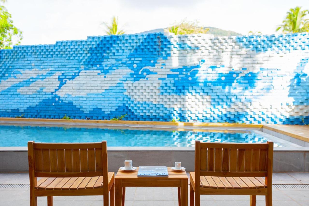 Anona Beachfront Phuket Resort-sha Extra Отель Patong