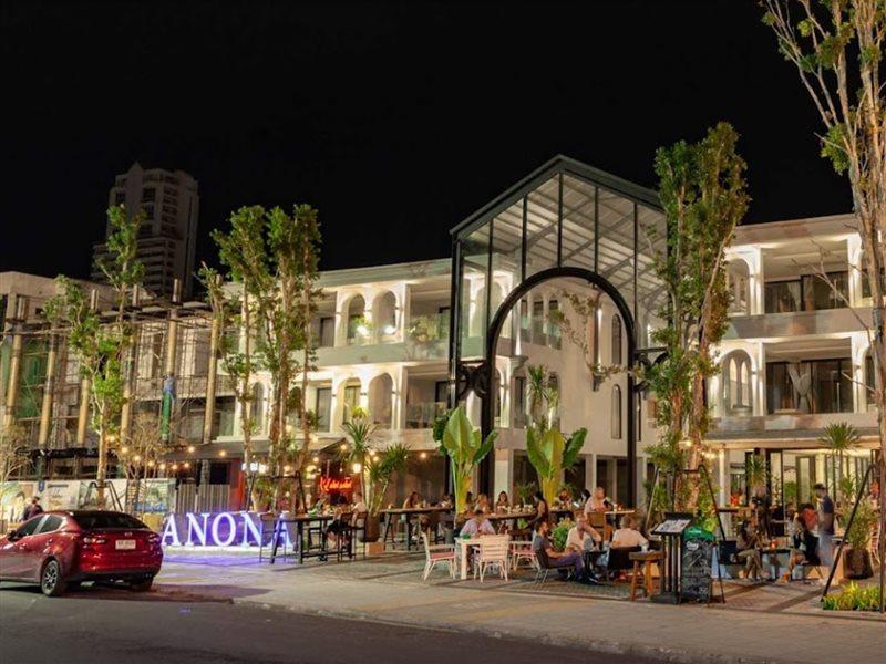 Отель Anona Beachfront Phuket Resort-sha Extra 4*